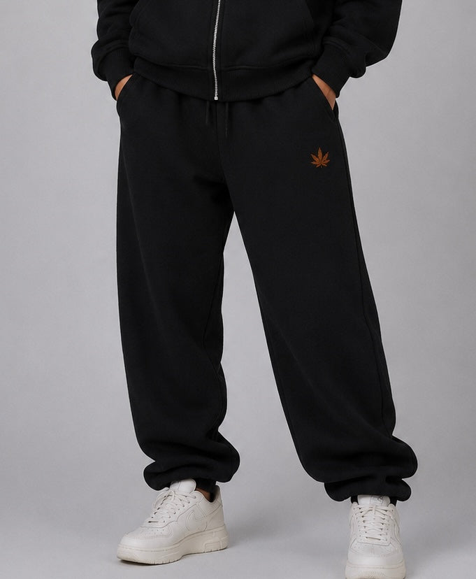 LEO PRINT HANFBLATT – Oversized Sweatpants