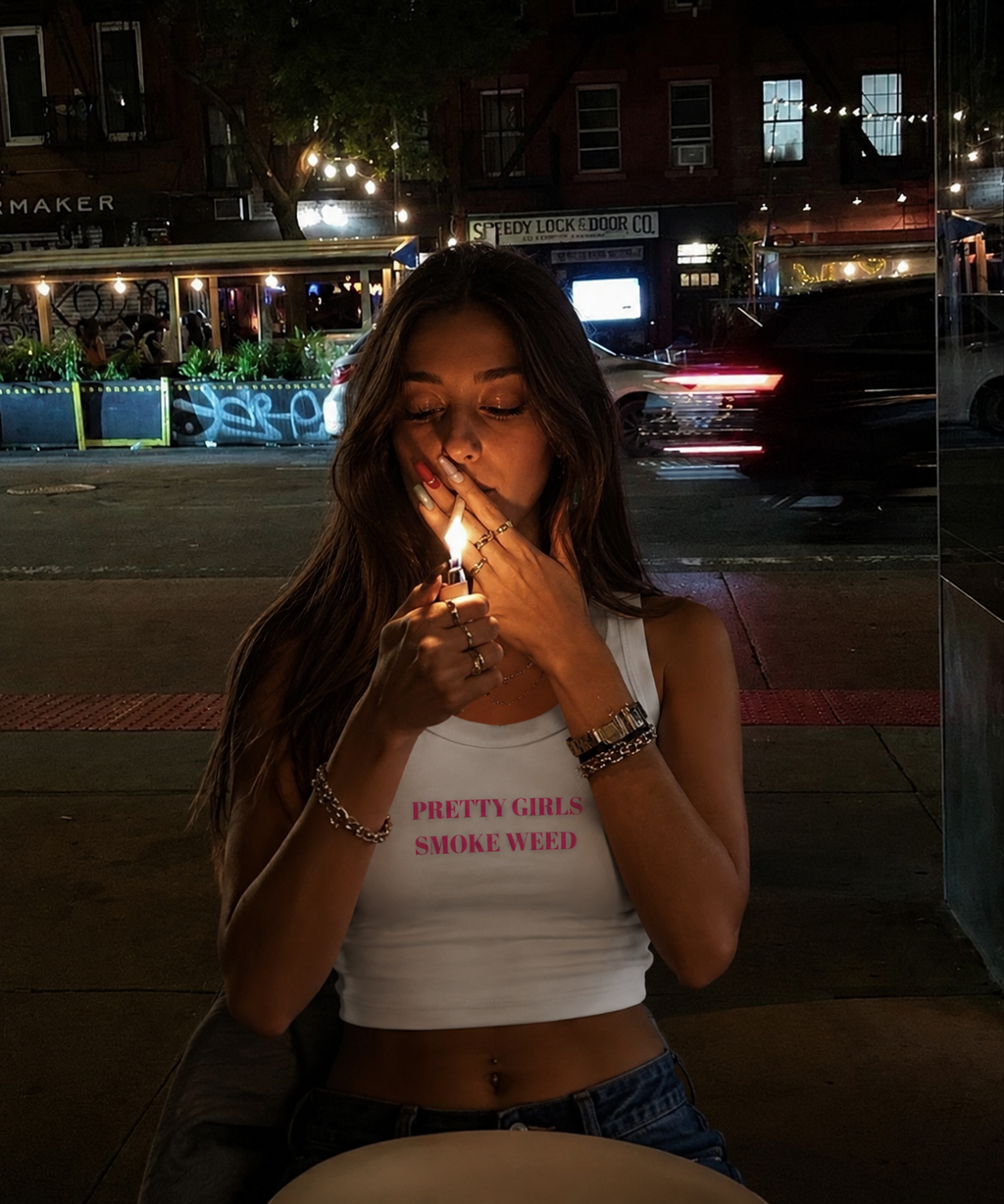 PRETTY GIRLS SMOKE WEED
