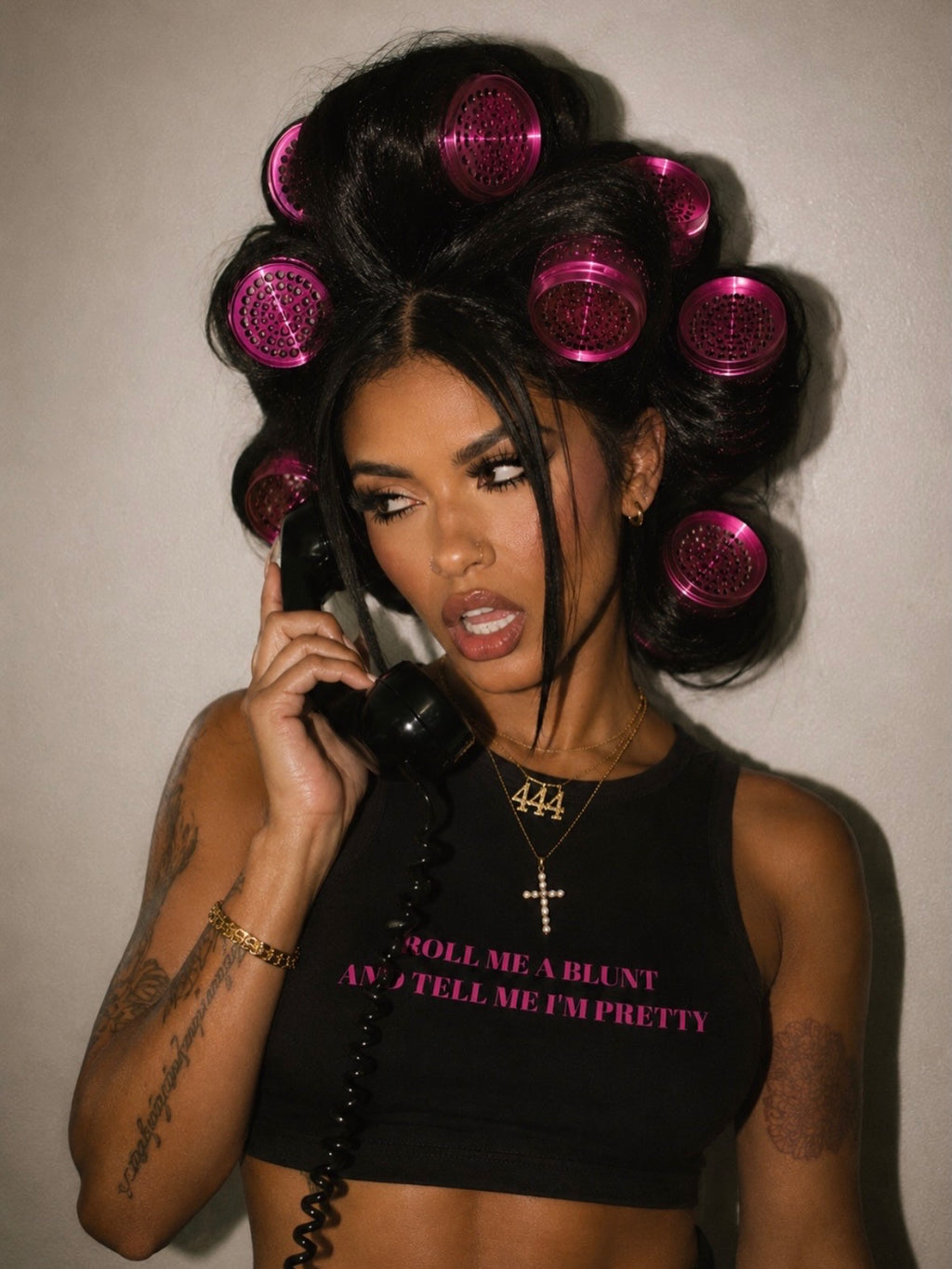 ROLL ME A BLUNT AN TELL ME I´M PRETTY