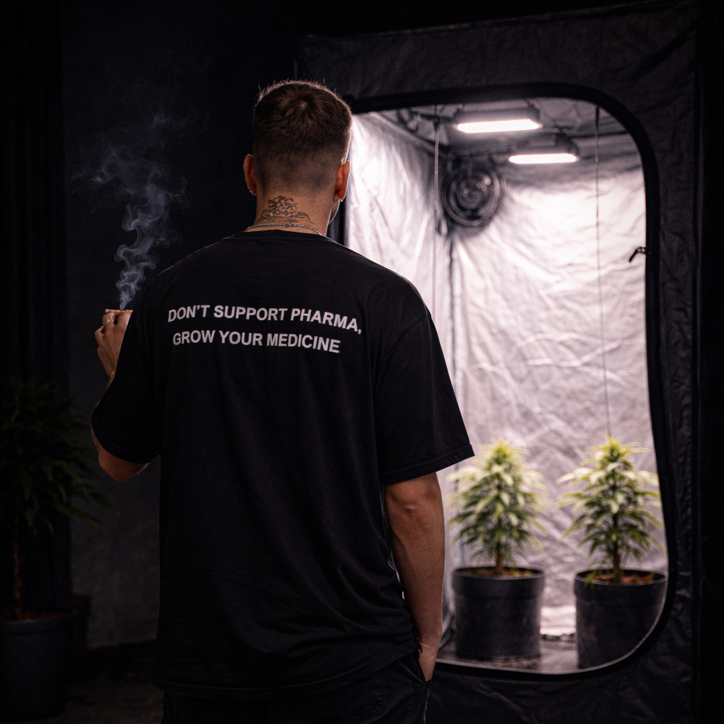 DONT SUPPORT PHARMA GROW YOUR MEDICINE– Cannabis Grower T-Shirt