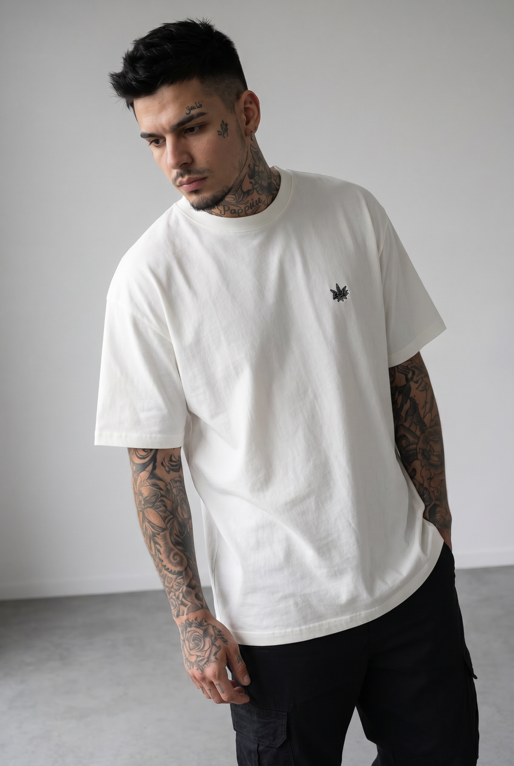 KEEP YOUR CIRCLE SMALL,  THE JOINT COMES  BACK FASTER Oversized Stoner Shirt