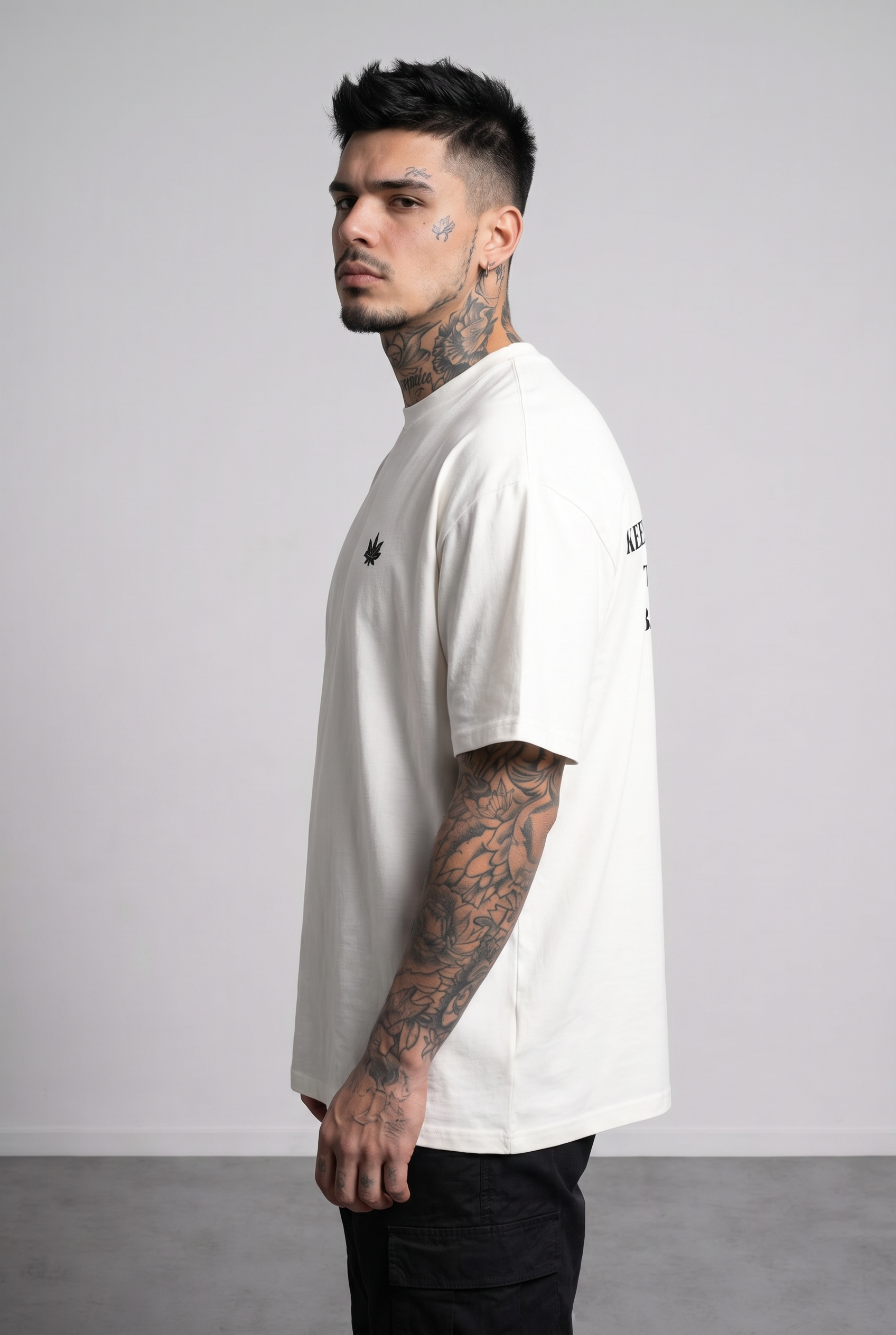 KEEP YOUR CIRCLE SMALL,  THE JOINT COMES  BACK FASTER Oversized Stoner Shirt